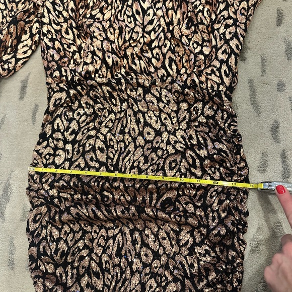 boohoo Sequin Leopard Body Con Dress - Picture 9 of 9